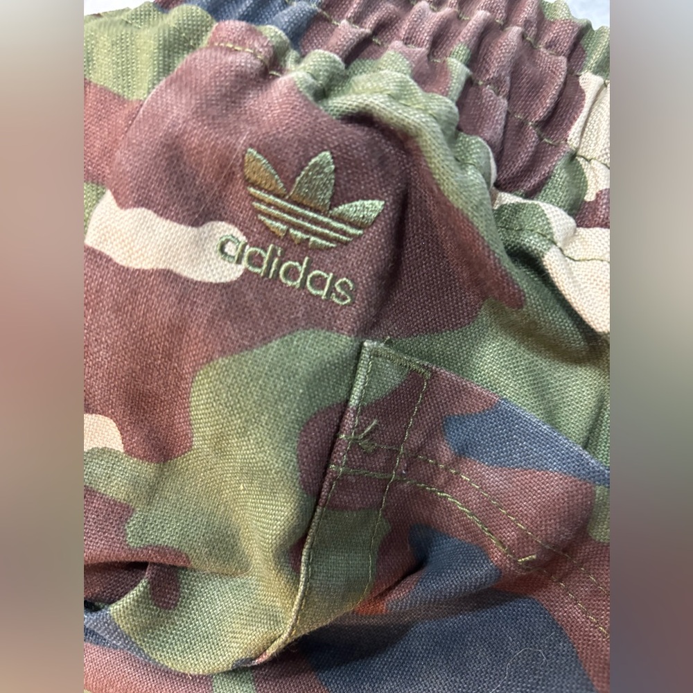 ADIDAS X IVY PARK CARGO PANT - CAMO (Limited Edition) - Picture 5 of 13